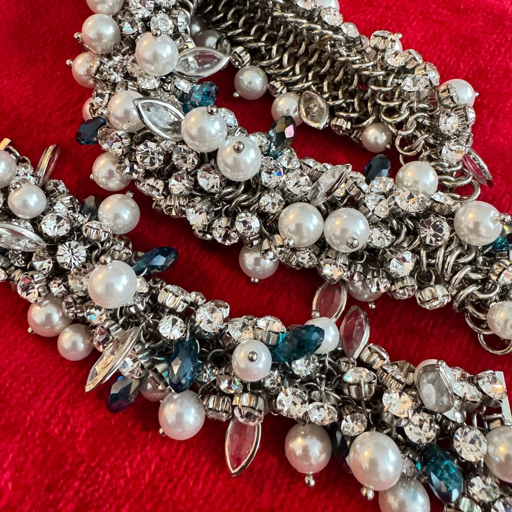 Statement Crystal & Pearl Choker Necklace with Matching Bracelet - Picture 5 of 11